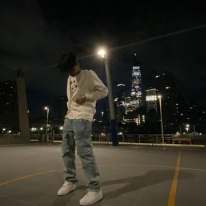 我要看美女窝尿操逼
